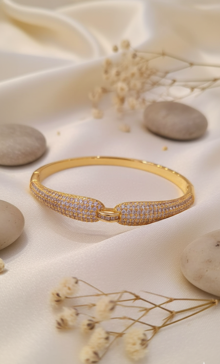 "Infinity Sparkle" Pave Diamond Gold Bracelet