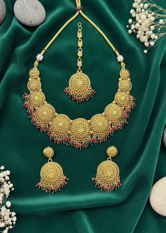 Antique Gold Finish Floral Medallion Necklace Set with Maang Tikka