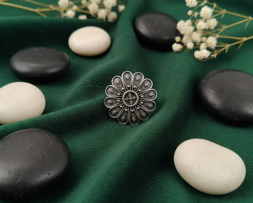 German Silver Petal Bloom Ring