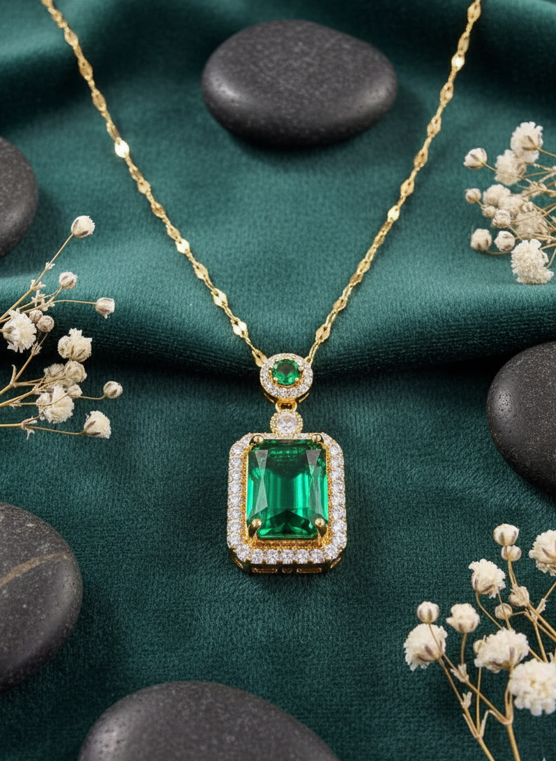 Regal Emerald Charm