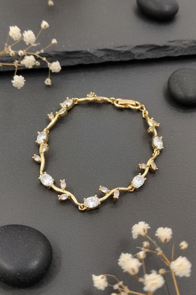 Gold-Toned Tulip Bracelet