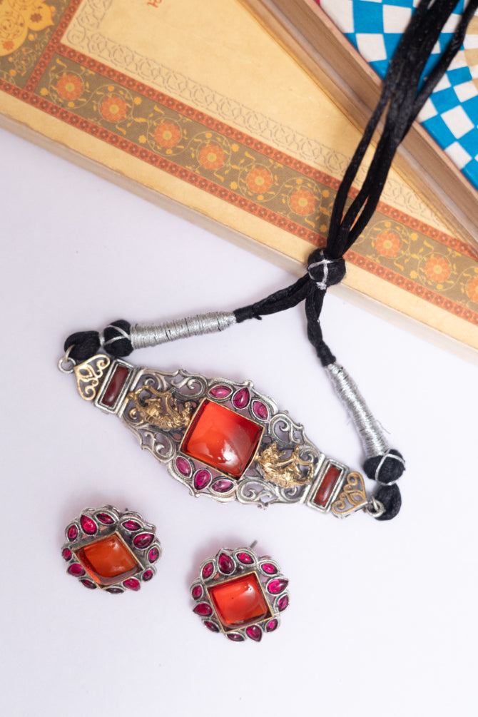 Regal Choker Necklace with Fiery Glass Stones