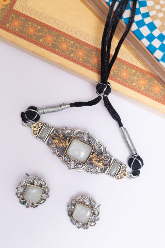 Regal Choker Necklace with Fiery Glass Stones