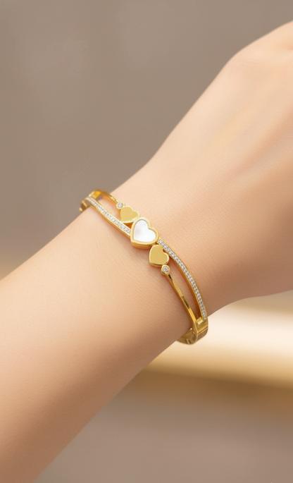 Golden Heart Locket Bracelet