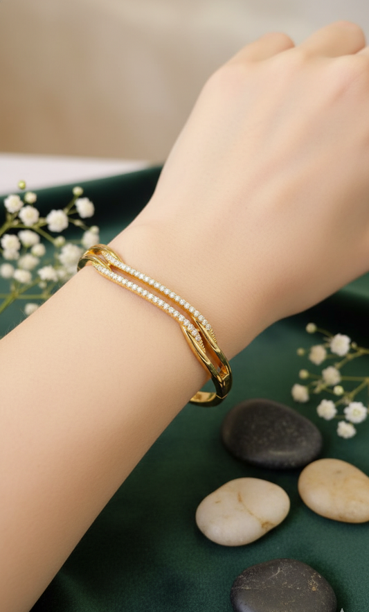 Golden Pave Wave Bracelet