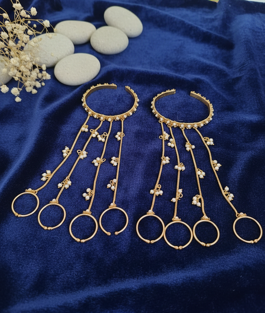 Golden Hand Harness with Pearl Drops