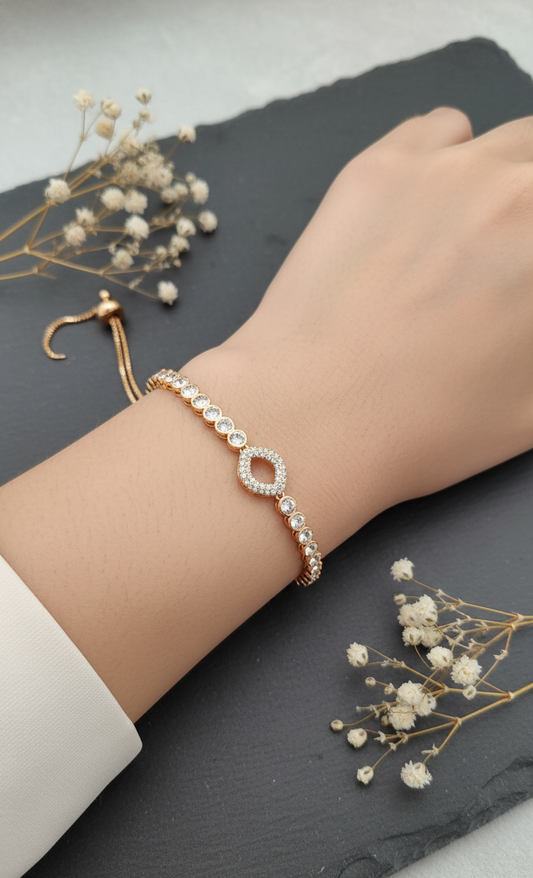 Golden Halo Sparkle Bracelet