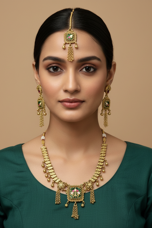 Traditional Square Meenakari Necklace Setand Maang Tikka