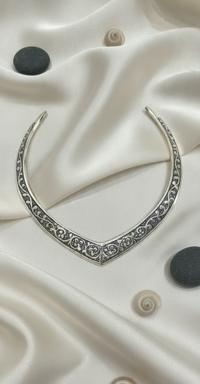 Embossed Silver V-Neck Choker Necklace