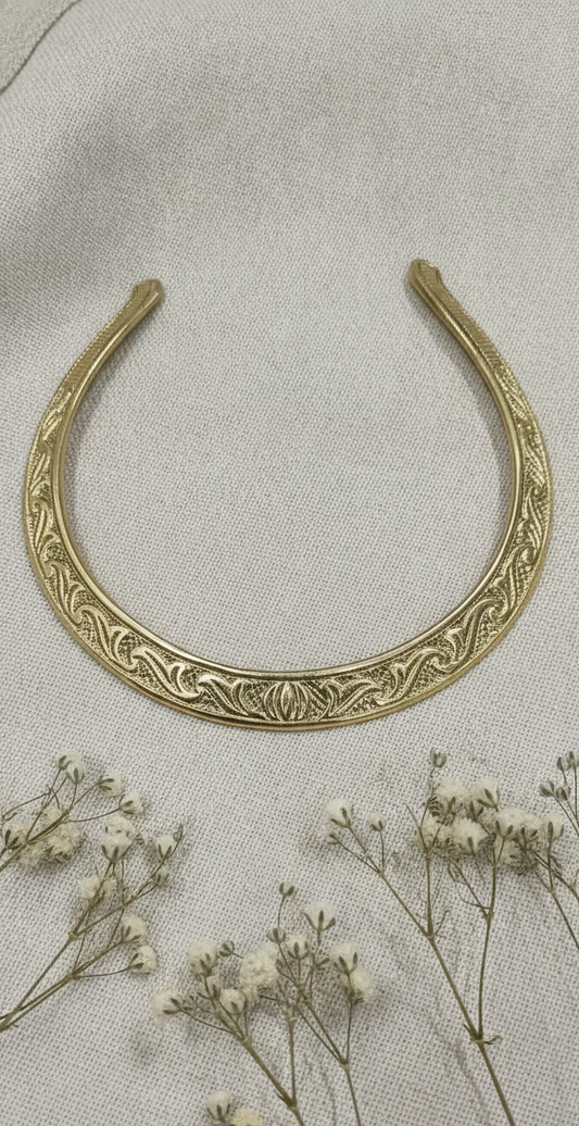 Elegant Vine &  Petal Golden Choker