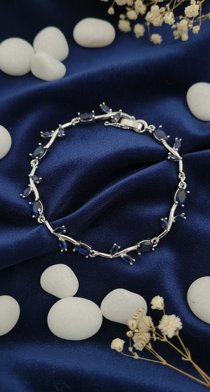 Silver-Toned Tulip Bracelet