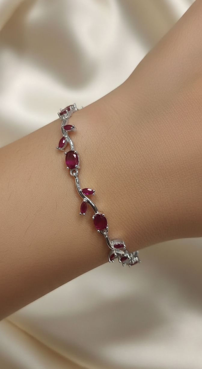 Silver-Toned Tulip Bracelet