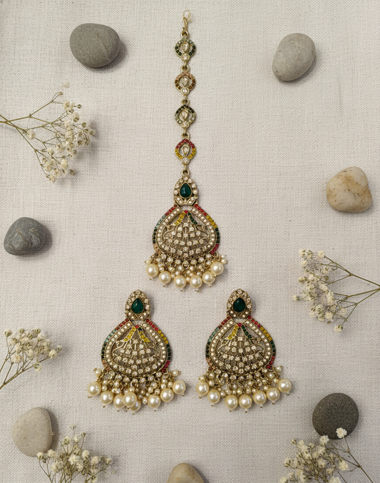 Emerald Bloom Kundan & Pearl Maang Tikka with Matching Earrings Set