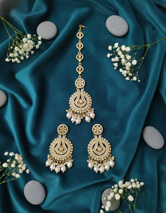 Royal Teardrop Kundan & Pearl Maang Tikka with  Earrings Set