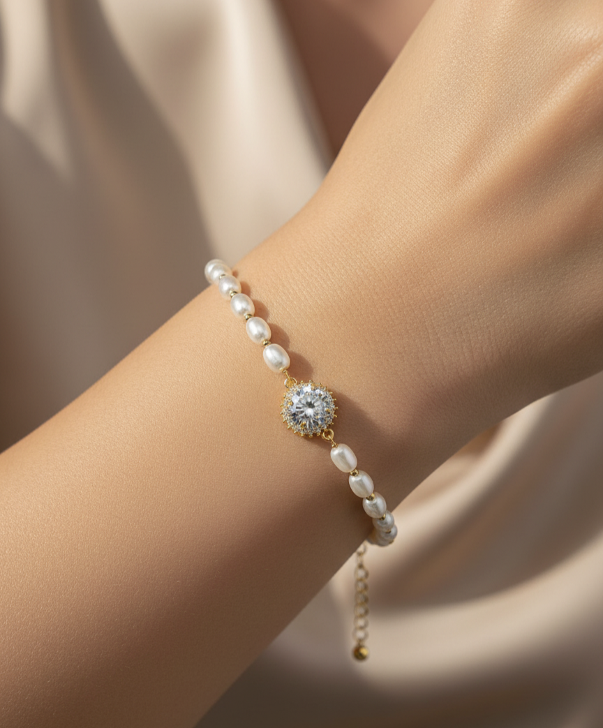The Pearl Halo Adjustable Bracelet