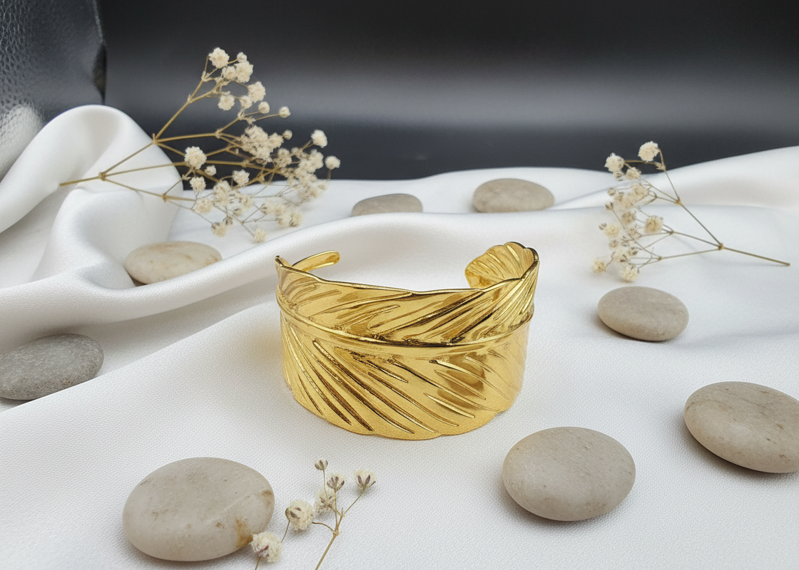 Golden Feathered Cuff Bracelet (For One Hand)