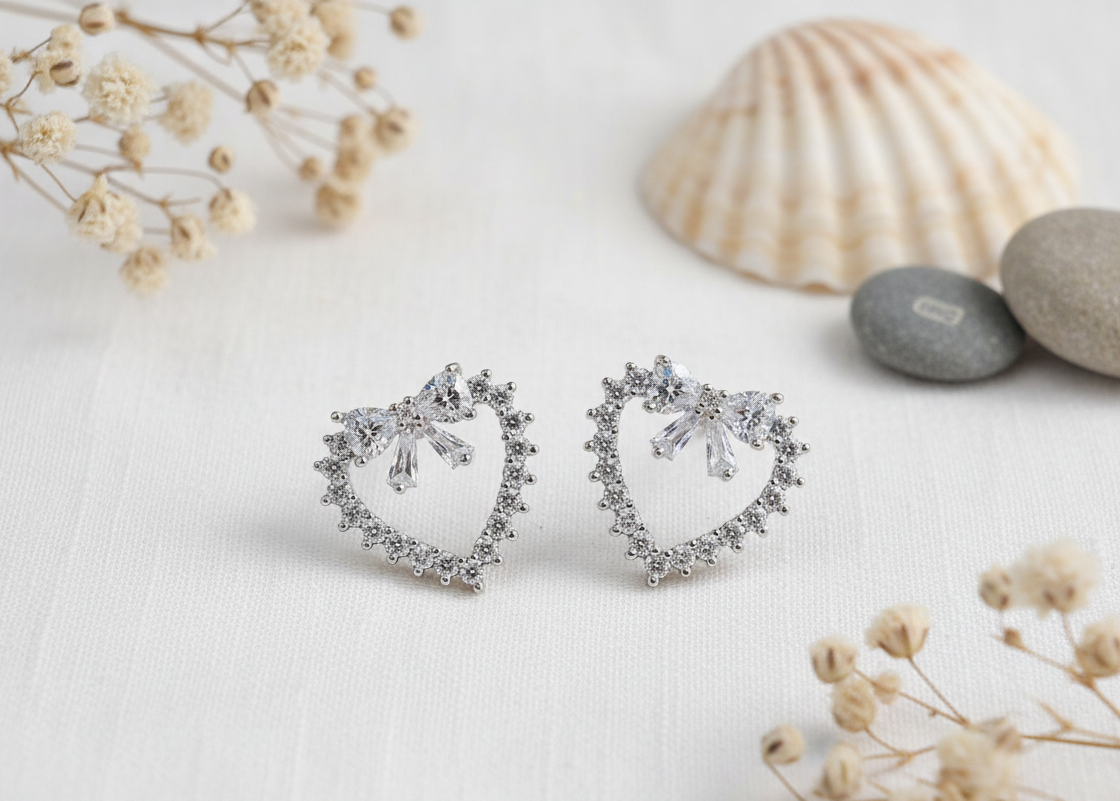 Sweetheart Sparkle Studs