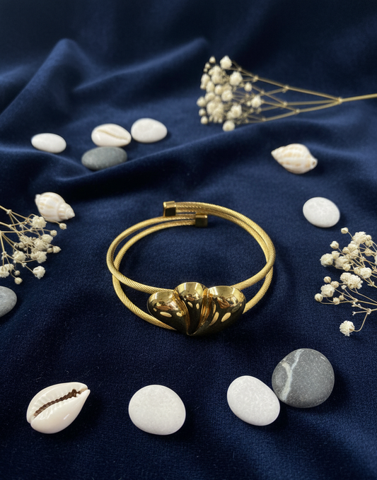 Golden Seashell Bracelet