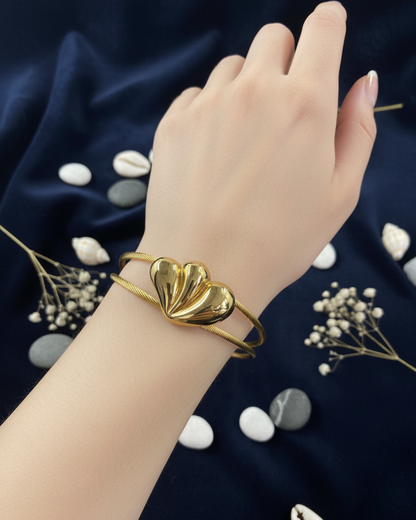 Golden Seashell Bracelet