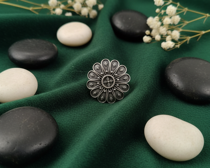 German Silver Petal Bloom Ring