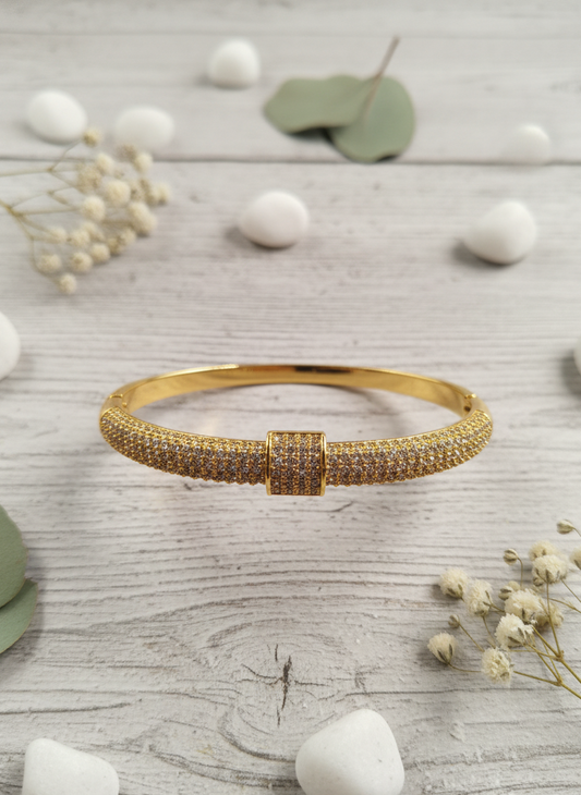 "Gleaming Pave" Crystal Bracelet