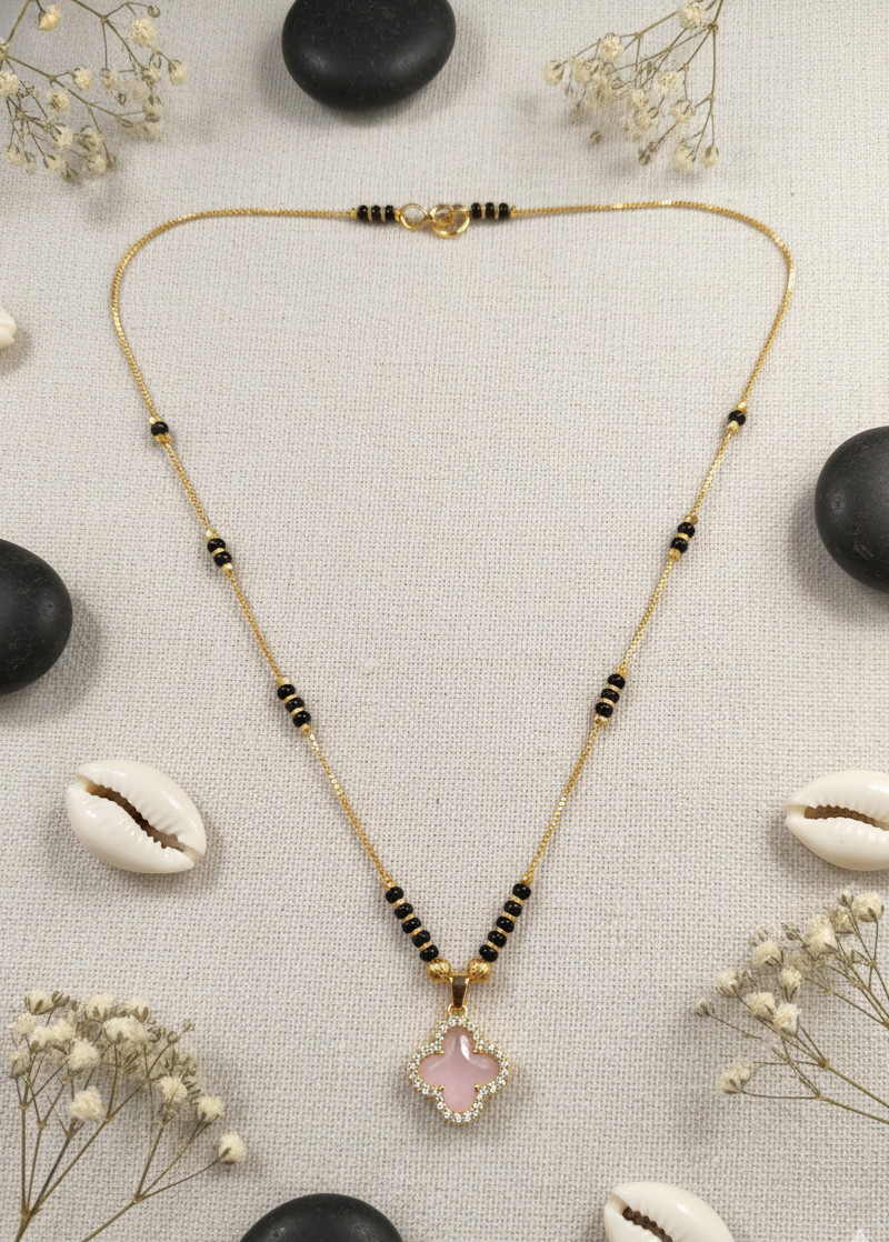 Clover Elegance Mangalsutra