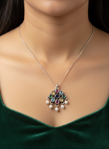 Emerald Bloom Silver Pendant Necklace