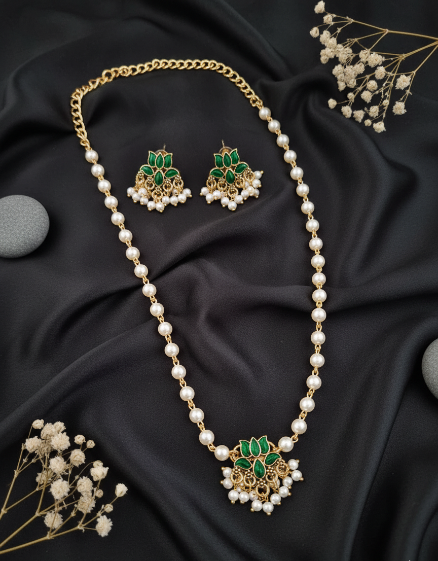 Emerald Blossom Pearl Set