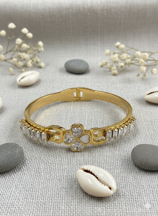 Clover Sparkle Bracelet