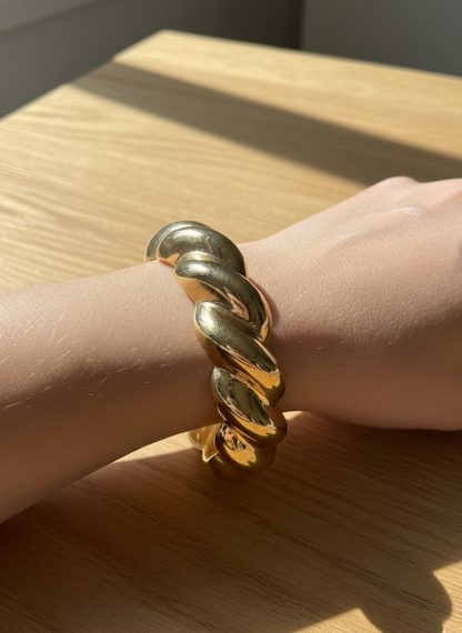 "Twisted Gleam" Bracelet