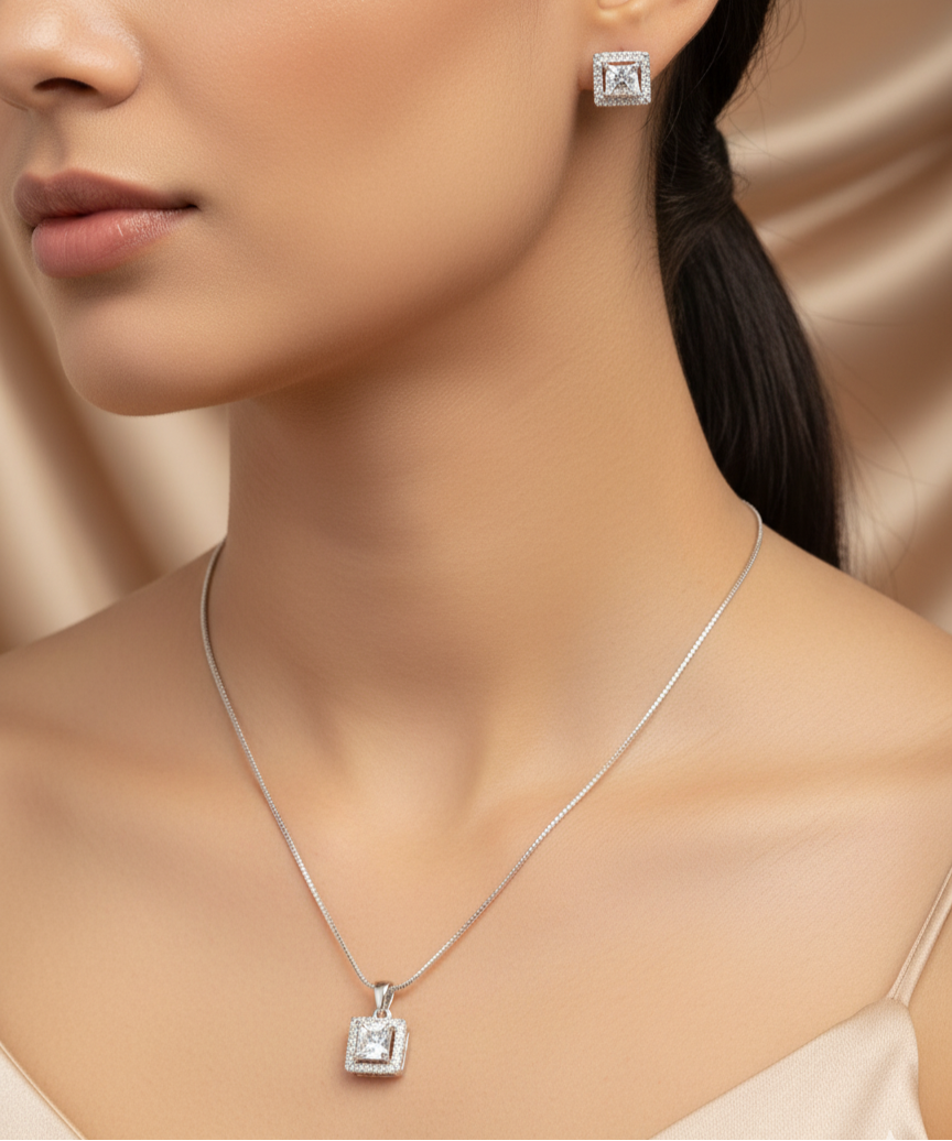 Sparkling Square Pendant Set