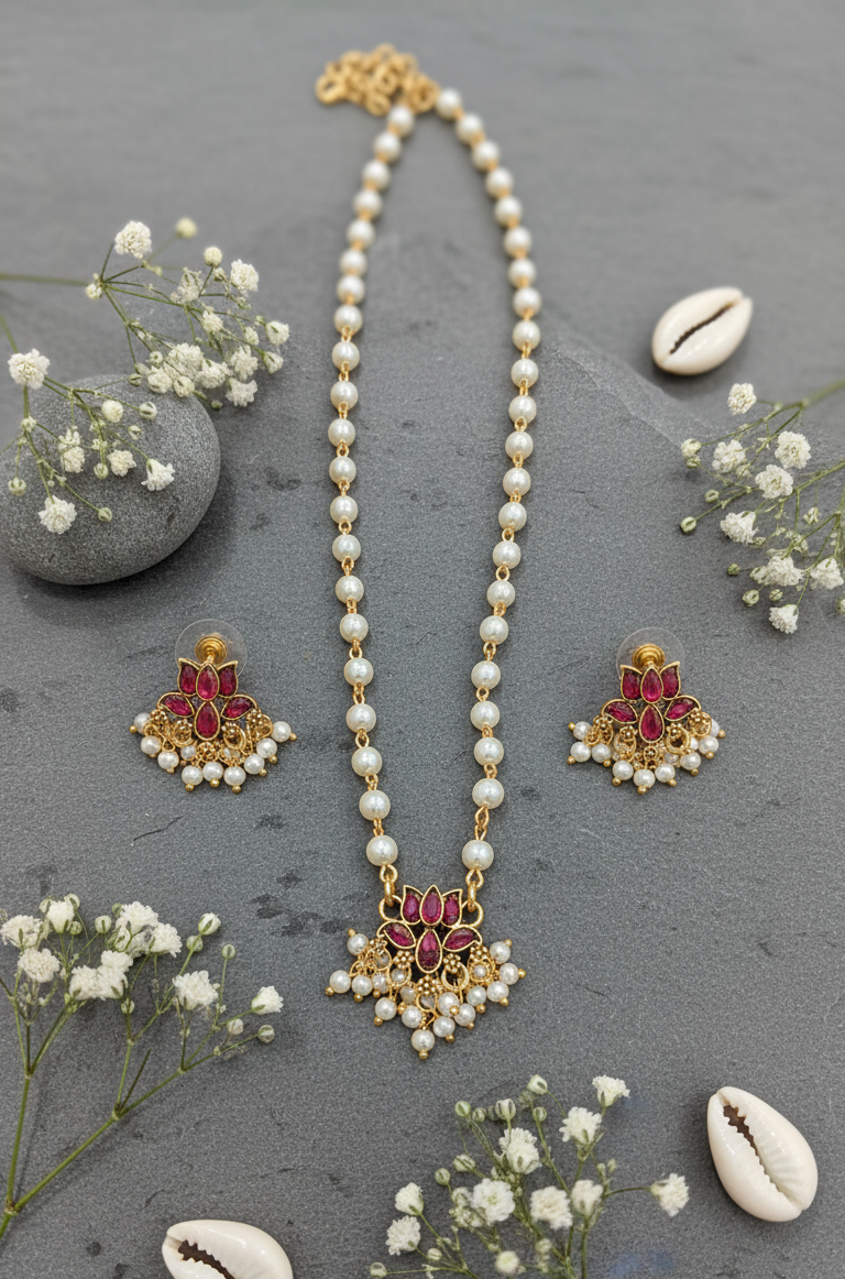 Emerald Blossom Pearl Set