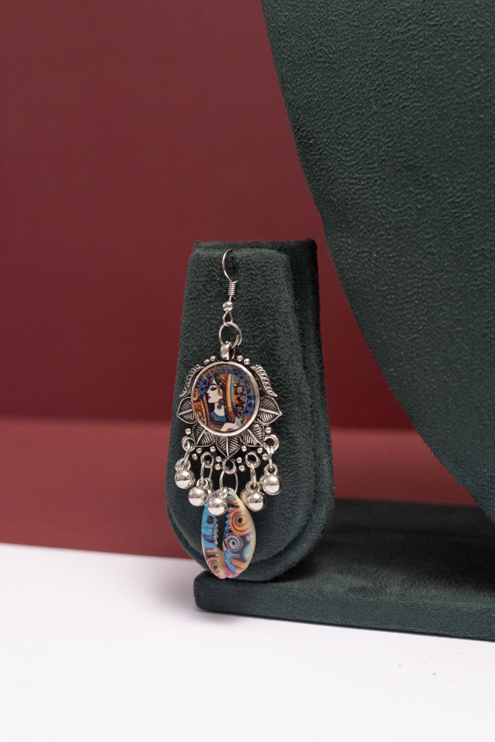 Oxidised Queen Pendant Necklace with Colorful Dangling Kodi